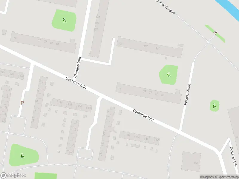 Ambulance met grote spoed naar de Chinese tuin in Rotterdam