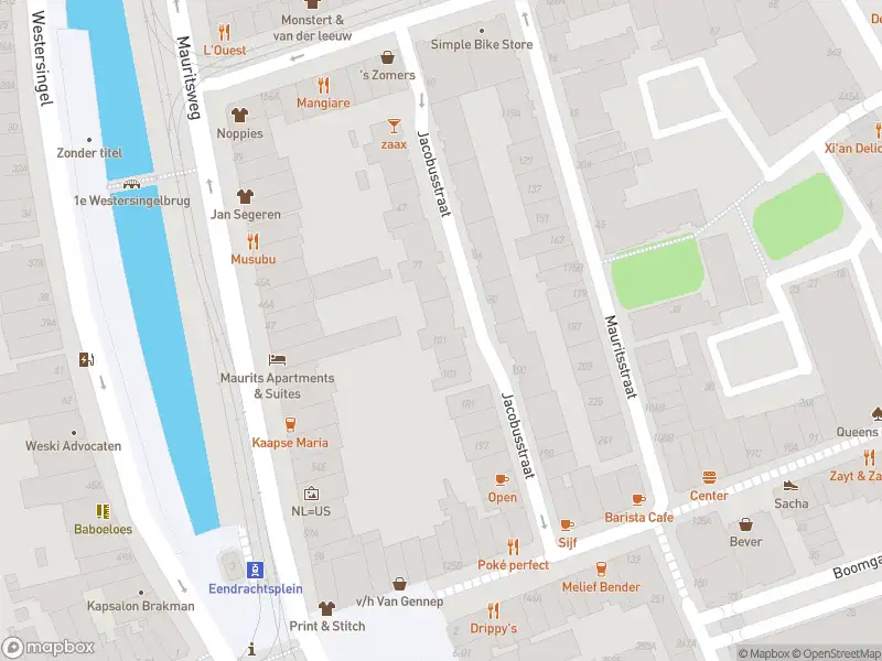 Ambulance met gepaste spoed naar de Jacobusstraat in Rotterdam