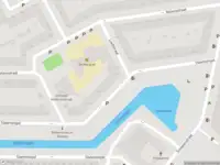 Ambulance met gepaste spoed naar de Statensingel in Rotterdam
