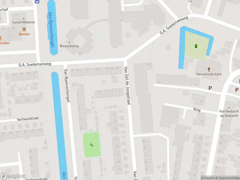 Ambulance met gepaste spoed naar de Van Zyll de Jongstraat in Pernis Rotterdam