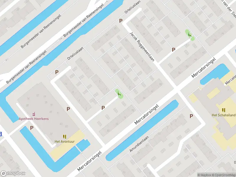 Ambulance met grote spoed naar de Planciuslaan in Gouda