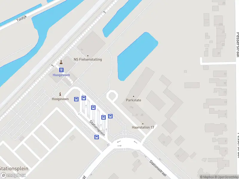Brandweer met gepaste spoed naar de Stationsplein in Hoogeveen vanwege een liftopsluiting