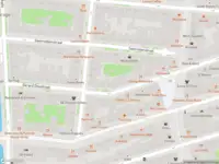 Ambulance met gepaste spoed naar de Saffierstraat in Amsterdam