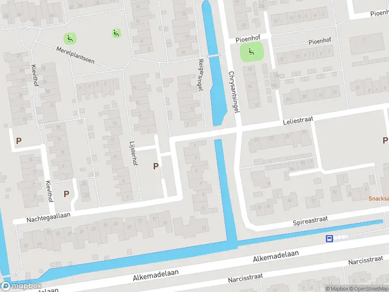 Ambulance met gepaste spoed naar de Nachtegaallaan in Roelofarendsveen