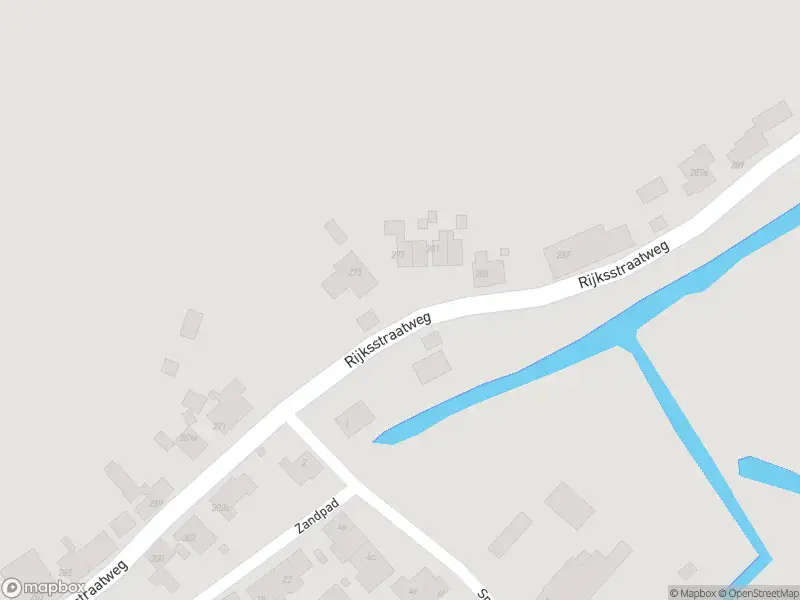 Ambulance met grote spoed naar de Rijksstraatweg in Hellevoetsluis
