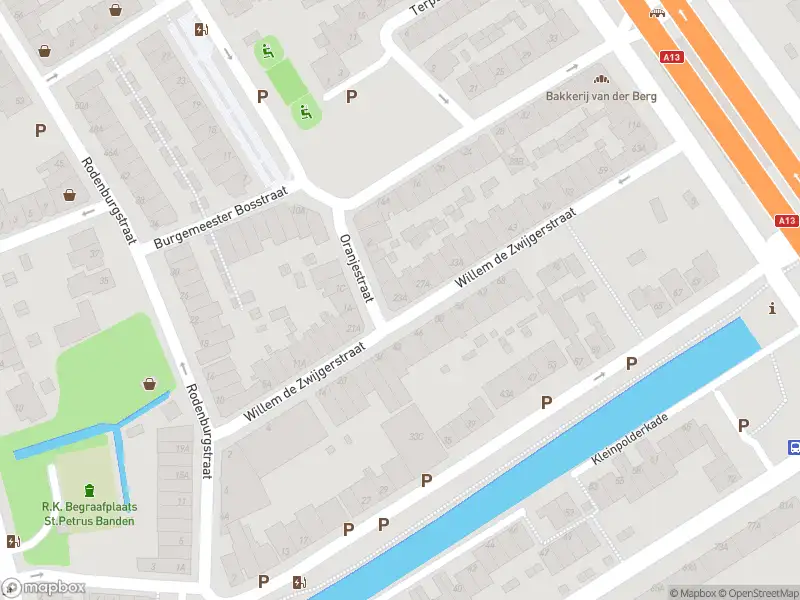Ambulance met gepaste spoed naar de Willem de Zwijgerstraat in Rotterdam