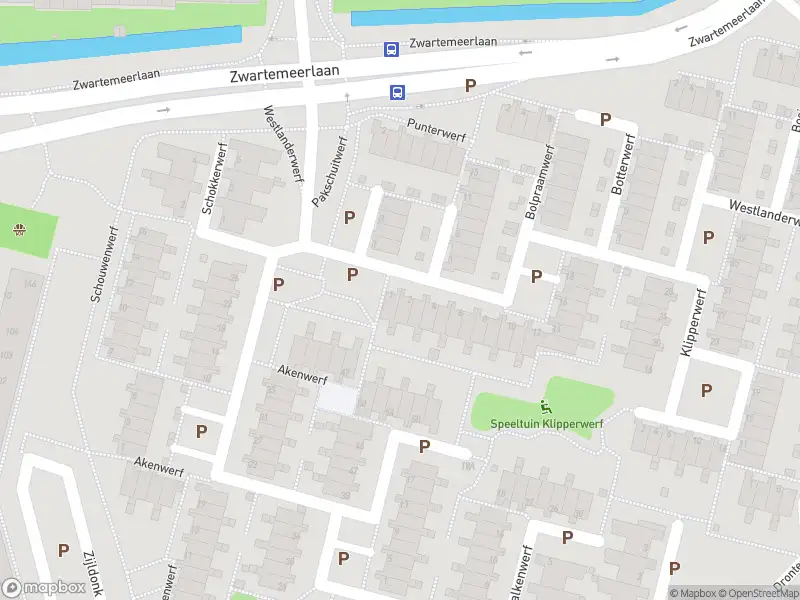 Ambulance met gepaste spoed naar de Westlanderwerf in Leiden