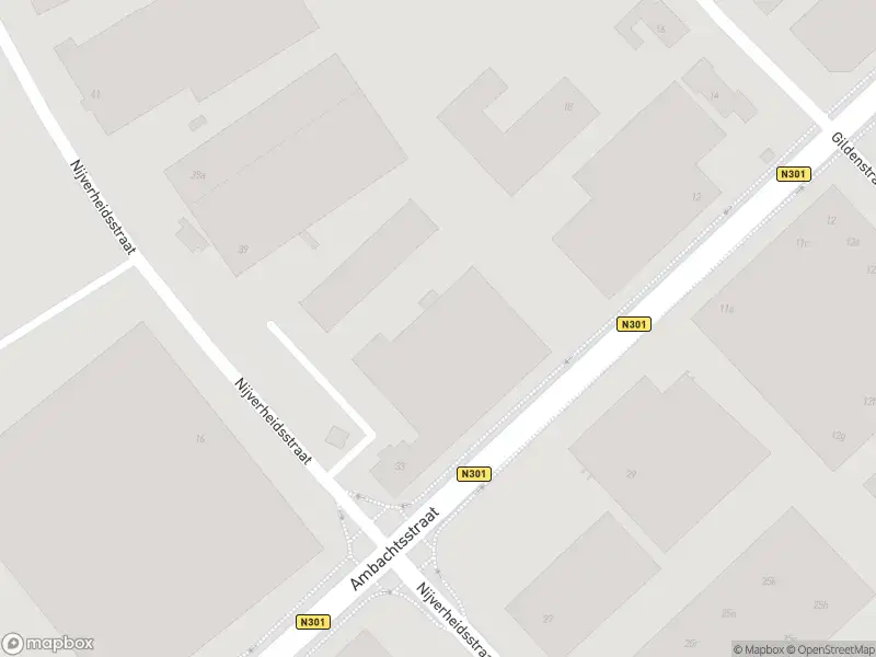 Brandweer met gepaste spoed naar de Nijverheidsstraat in Nijkerk vanwege een liftopsluiting
