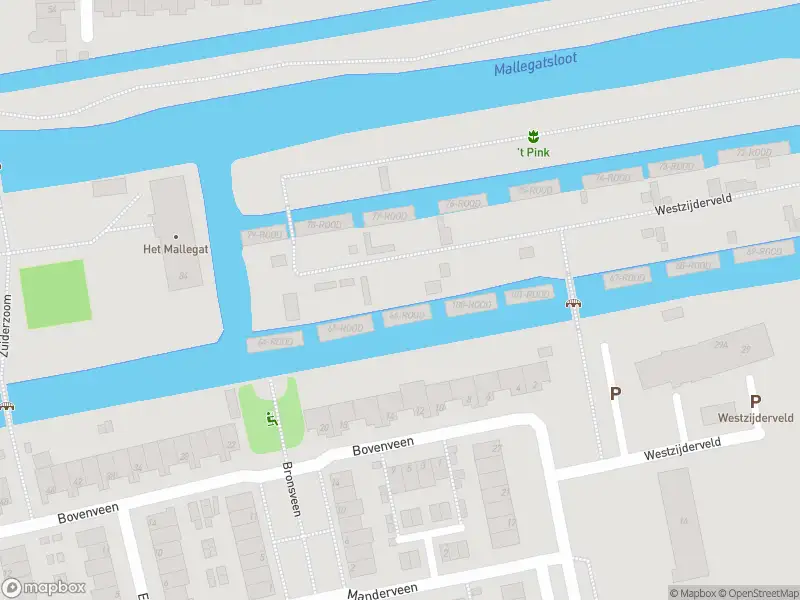 Ambulance met grote spoed naar de Westzijderveld in Zaandam