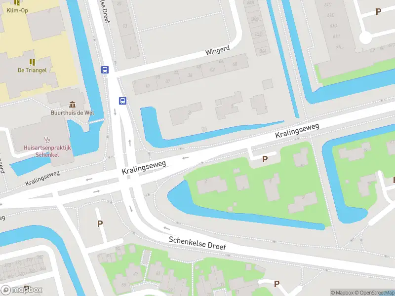 Ambulance met grote spoed naar de Kralingseweg in Capelle aan den IJssel