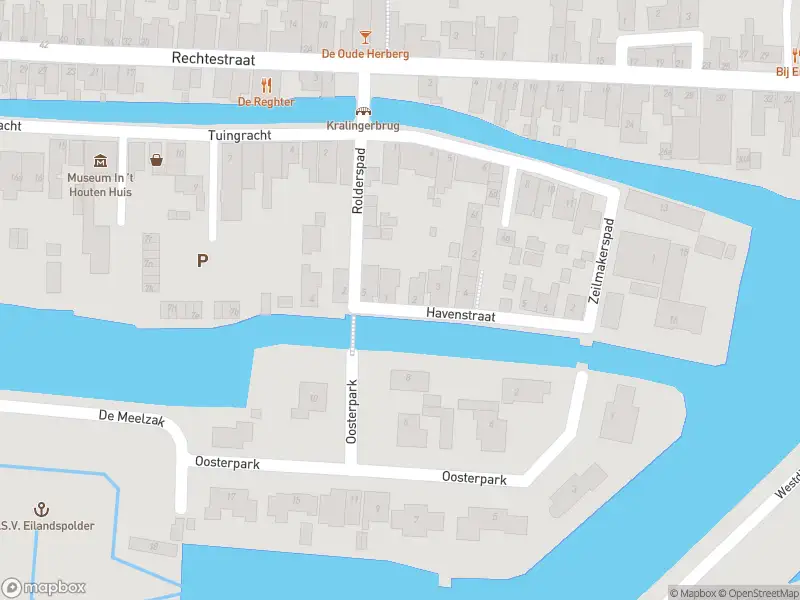 Ambulance met gepaste spoed naar de Havenstraat in De Rijp