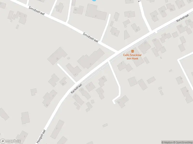 Brandweer met gepaste spoed naar de Hoogstraat in Hooge Mierde