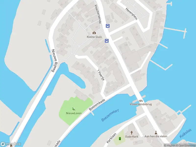 Ambulance met grote spoed naar de 't Vaartje in Spaarndam