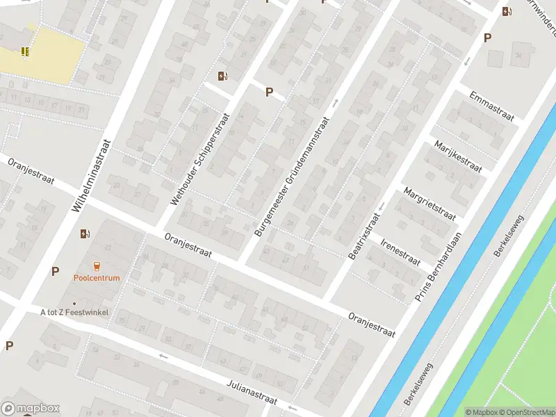 Ambulance met grote spoed naar de Burgemeester Gründemannstraat in Berkel en Rodenrijs