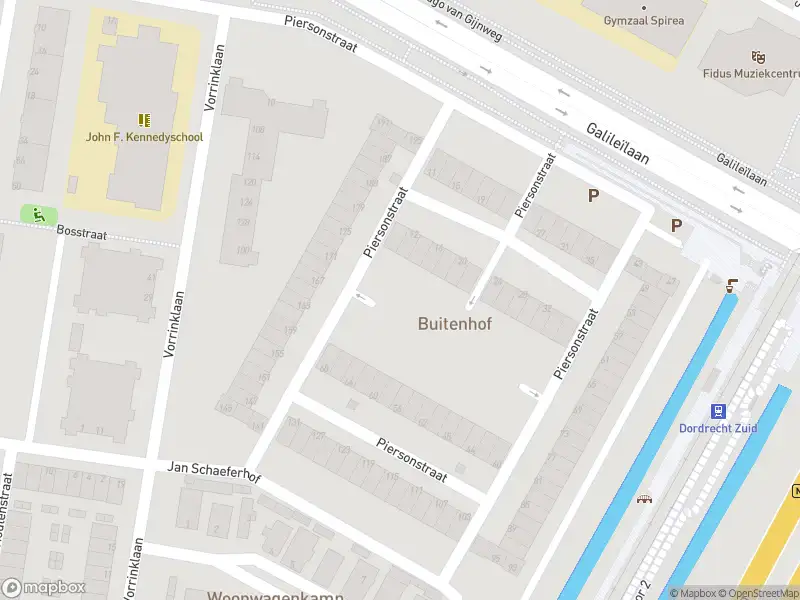 Ambulance met gepaste spoed naar de Piersonstraat in Dordrecht