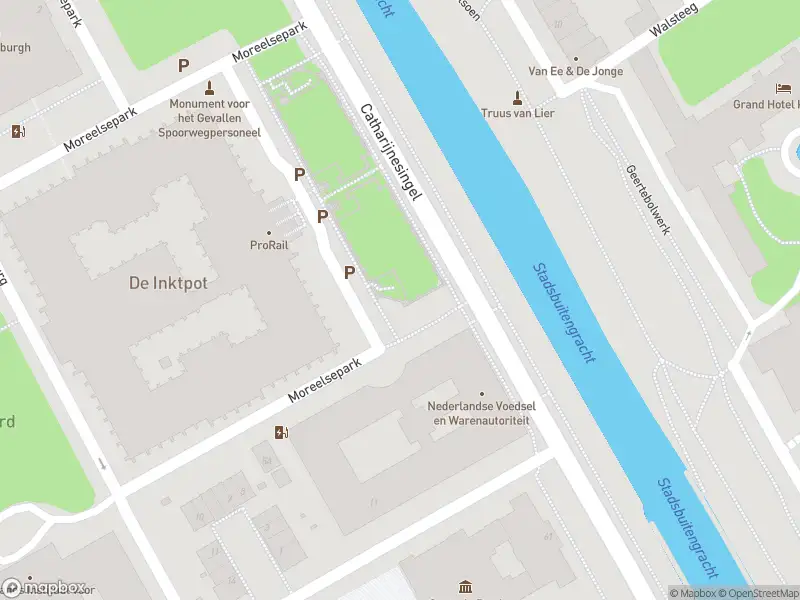 Brandweer met gepaste spoed naar de Bekkerstraat in Utrecht