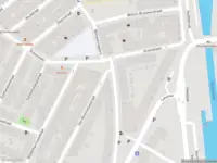 Ambulance met gepaste spoed naar de Ridderkerksestraat in Schiedam