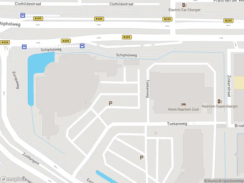 Brandweer met gepaste spoed naar de Toekanweg in Haarlem