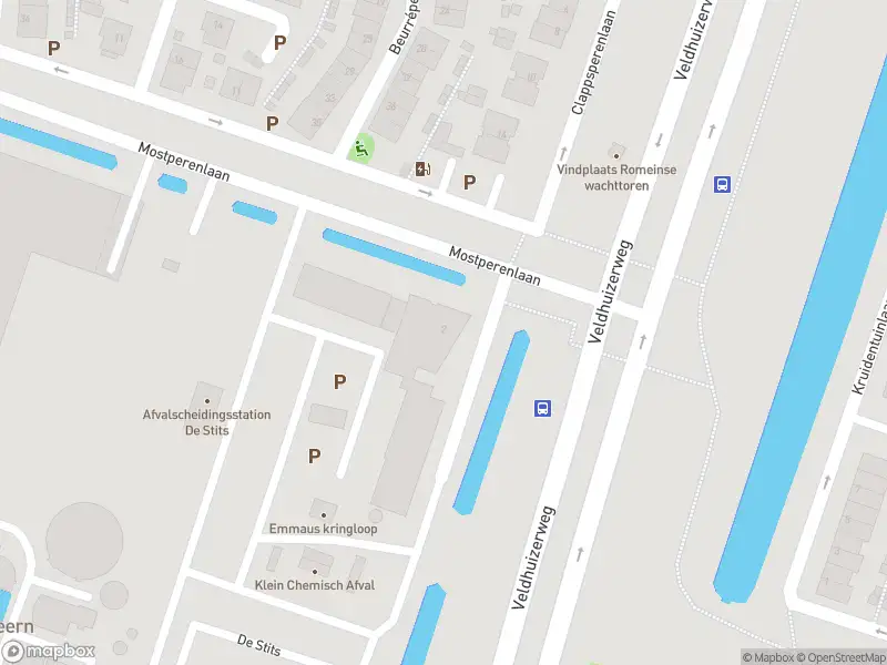 Brandweer met gepaste spoed naar de Mostperenlaan in Vleuten