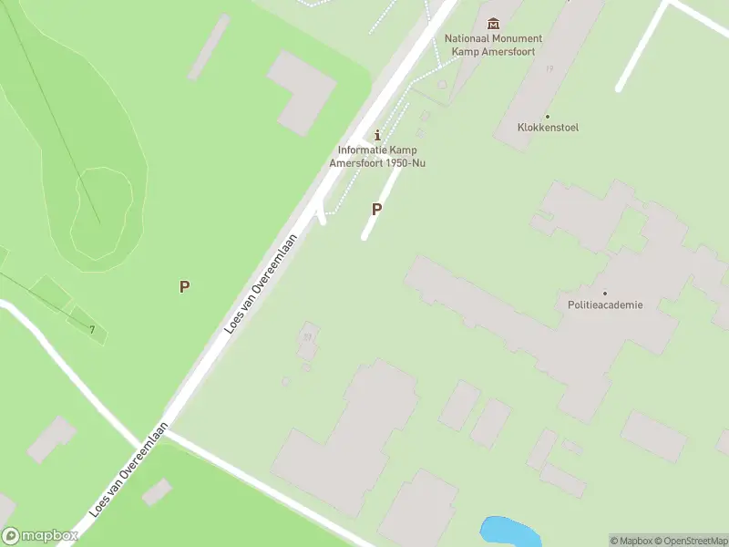 Brandweer met grote spoed naar de Loes van Overeemlaan in Leusden vanwege gebouwbrand