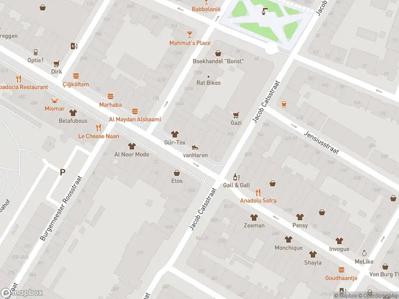 Ambulance met gepaste spoed naar de Zwart Janstraat in Rotterdam