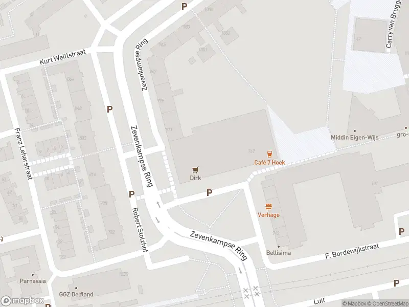 Ambulance met grote spoed naar de Zevenkampse Ring in Rotterdam