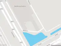 Ambulance met gepaste spoed naar de MediArena in Amsterdam-Duivendrecht