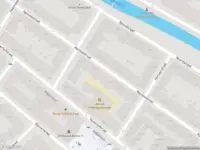Ambulance met grote spoed naar de Agniesestraat in Rotterdam