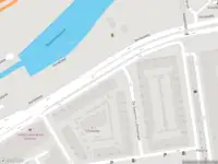 Ambulance met grote spoed naar de Gordelweg in Rotterdam