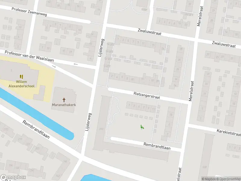 Ambulance met gepaste spoed naar de Rietzangerstraat in Sliedrecht