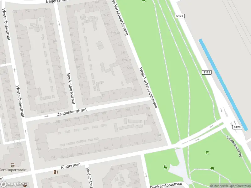 Ambulance met gepaste spoed naar de Zaadakkerstraat in Rotterdam
