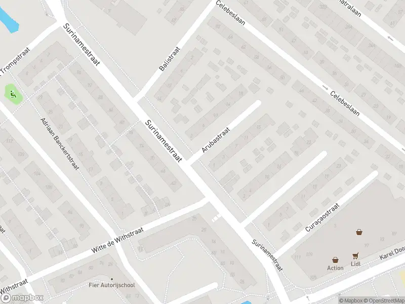 Ambulance met gepaste spoed naar de Arubastraat in Zwijndrecht