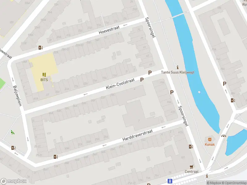 Ambulance met gepaste spoed naar de Klein-Coolstraat in Rotterdam