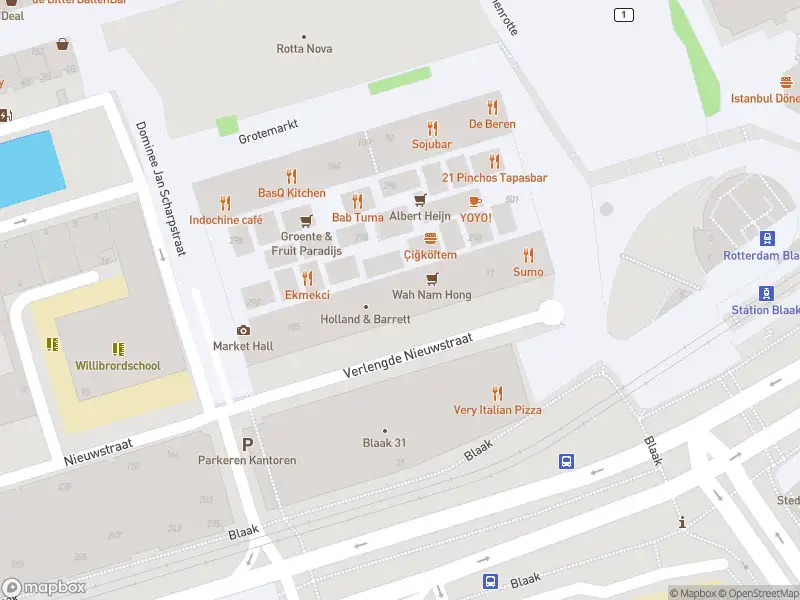 Ambulance met gepaste spoed naar de Verlengde Nieuwstraat in Rotterdam