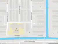 Ambulance naar de Cornelis Aarnoutsstraat in Amsterdam