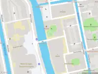 Ambulance met gepaste spoed naar de Vrijheidslaan in Leiden