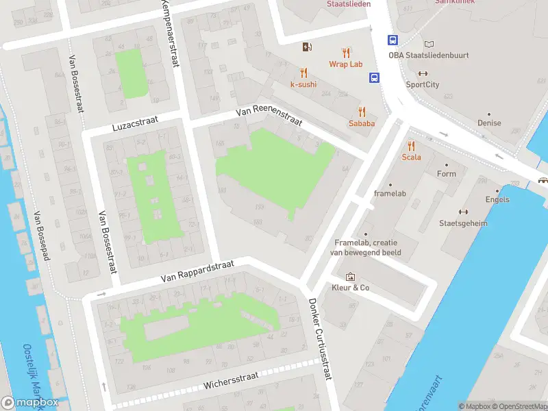 Ambulance met gepaste spoed naar de Schaepmanstraat in Amsterdam