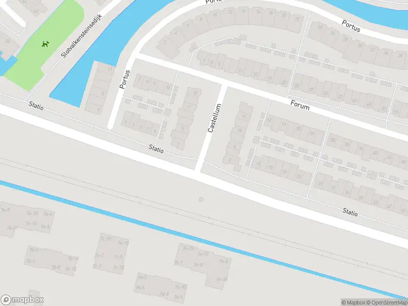 Ambulance met grote spoed naar de Castellum in Poortugaal
