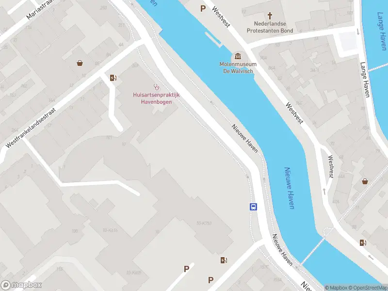 Ambulance met grote spoed naar de Nieuwe Haven in Schiedam
