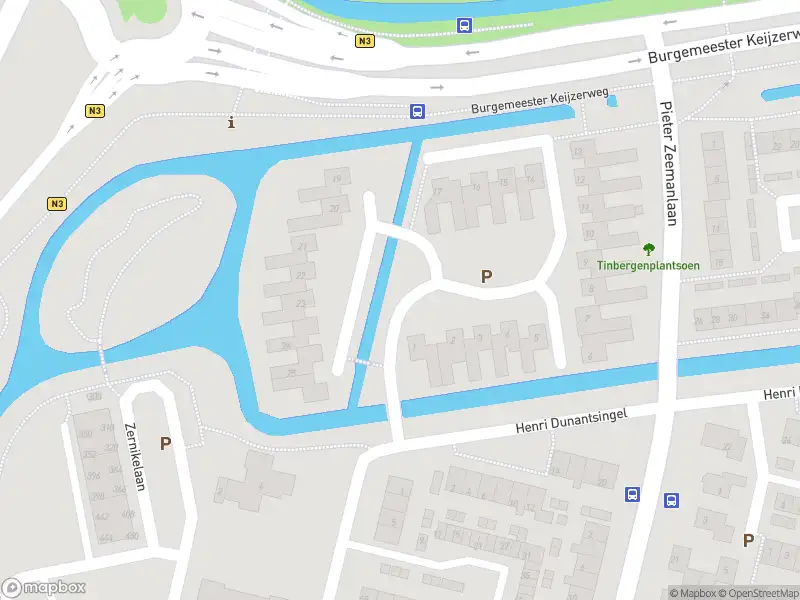 Ambulance met grote spoed naar de Tinbergenplantsoen in Papendrecht