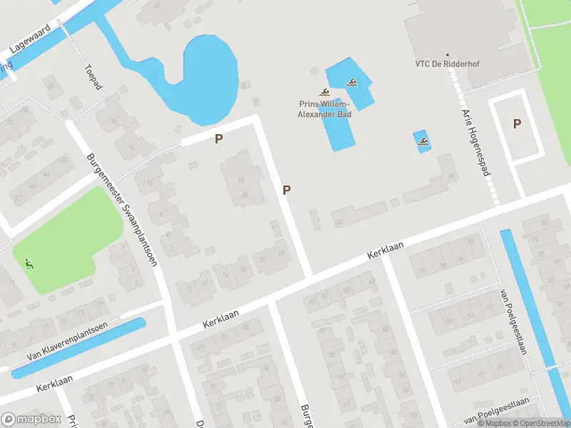 Ambulance met grote spoed naar de Ridderhoflaan in Koudekerk aan den Rijn