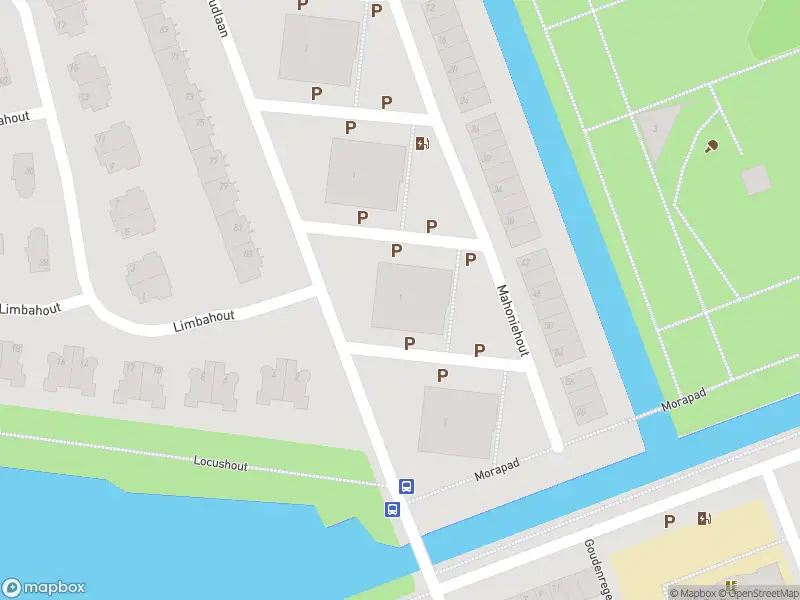 Ambulance met grote spoed naar de Merantihout in Zoetermeer