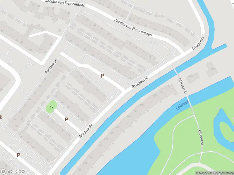 Ambulance met gepaste spoed naar de Machteld van Brabantplaats in Leiderdorp