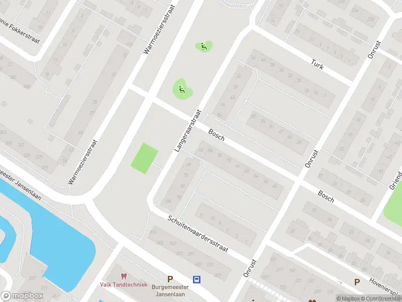 Ambulance met gepaste spoed naar de Langeraarstraat in Zwijndrecht
