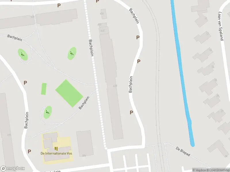 Ambulance met gepaste spoed naar de Bachplein in Schiedam