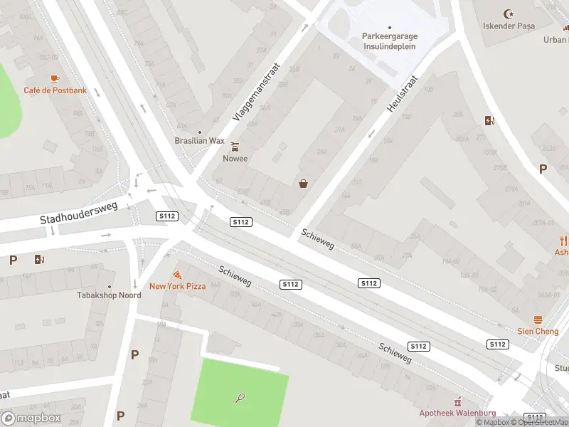 Ambulance met gepaste spoed naar de Schieweg in Rotterdam