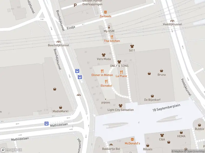 Brandweer met gepaste spoed naar de Piazza in Eindhoven vanwege een liftopsluiting