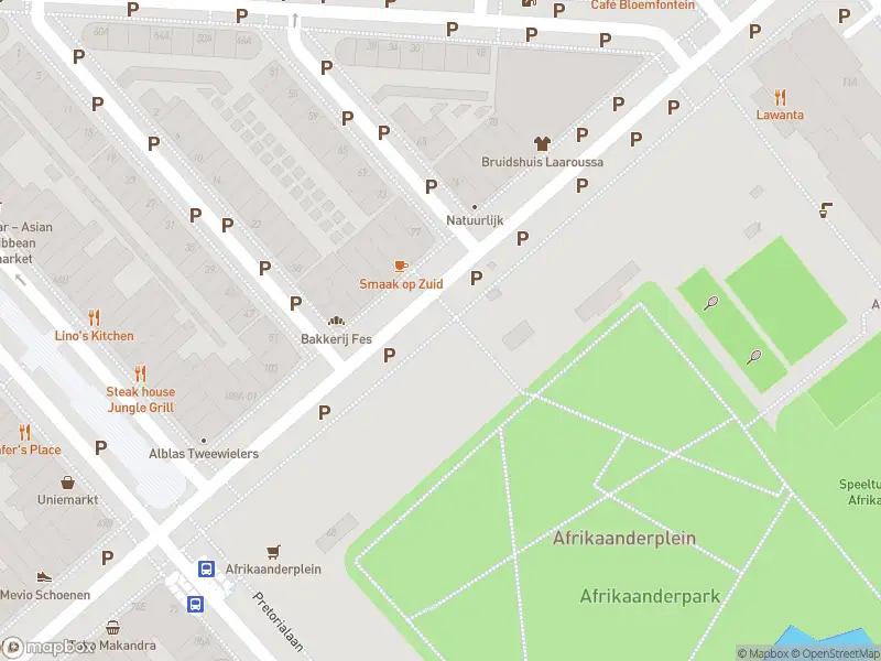 Ambulance met gepaste spoed naar de Paul Krugerstraat in Rotterdam