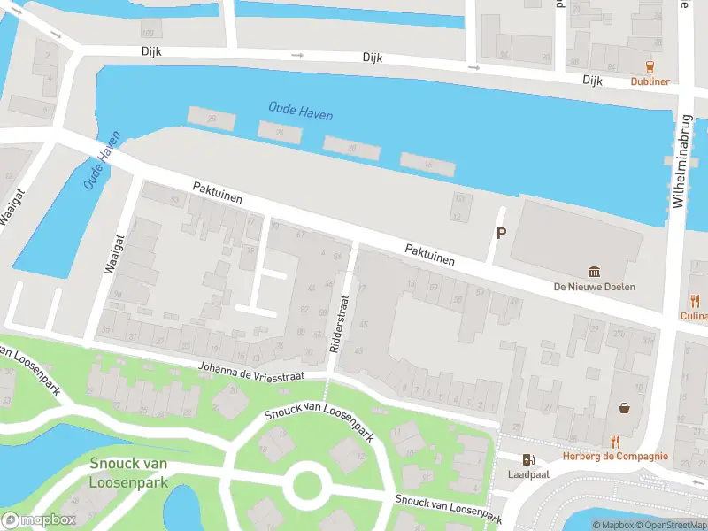 Ambulance met gepaste spoed naar de Ridderstraat in Enkhuizen
