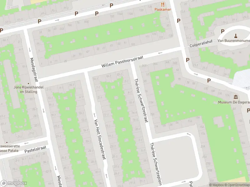 Ambulance met gepaste spoed naar de Mesdagstraat in Amsterdam